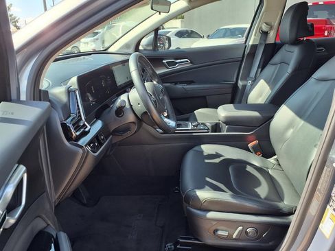 Certified 2024 Kia Sportage EX FWD image 10