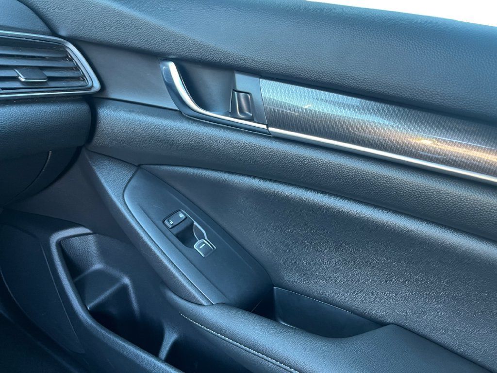 Used 2019 Honda Accord Sport image 24