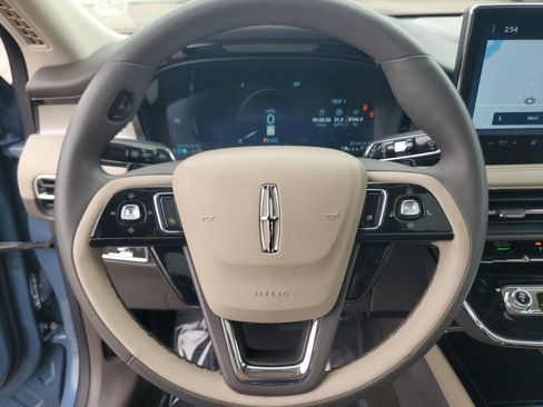 Certified 2023 Lincoln Corsair AWD w/ Equipment Group 101A image 14