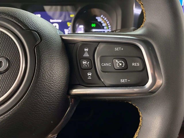 Used 2024 Jeep Wrangler Unlimited Sahara w/ Safety Group AWD/4WD image 32