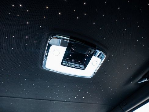 Used 2022 Rolls-Royce Cullinan image 73