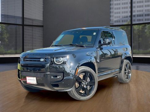 Used 2024 Land Rover Defender 90 X-Dynamic SE image 1