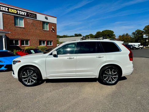 Used 2017 Volvo XC90 T6 Momentum w/ Vision Package image 8