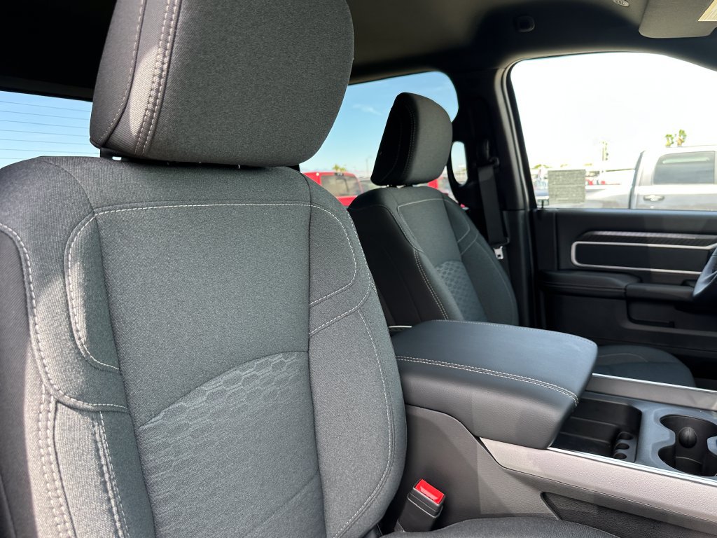 New 2026 RAM 3500 Big Horn AWD/4WD image 14