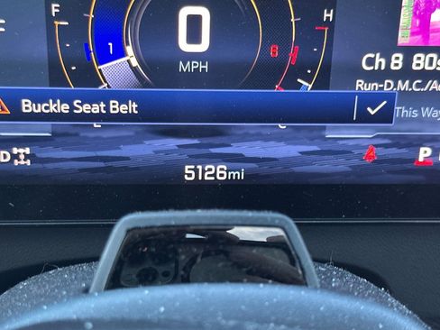 Used 2025 Chevrolet Traverse High Country w/ LPO, Floor Liner Package AWD/4WD image 38