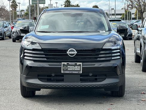 New 2025 Nissan Kicks SV image 6