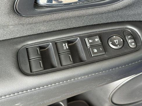 Used 2022 Honda HR-V Sport image 11