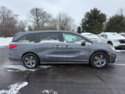 Used 2024 Honda Odyssey EX image 4