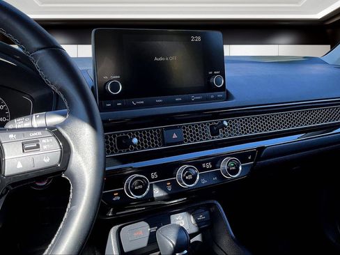 Used 2024 Honda Civic EX image 6