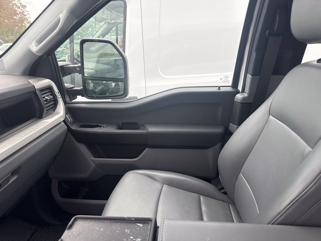 Used 2024 Ford F250 XL AWD/4WD image 13