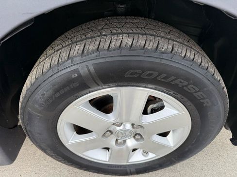 Used 2007 Toyota Sienna CE FWD image 29