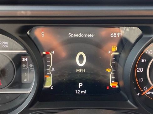 New 2025 Jeep Gladiator Rubicon image 20