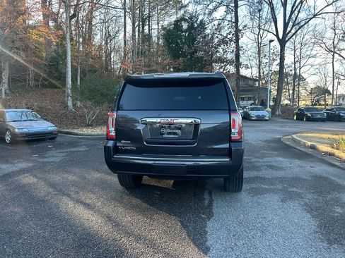 Used 2015 GMC Yukon Denali w/ Touring Package image 4