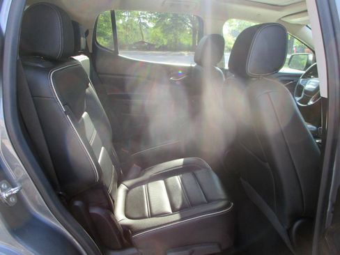 Used 2020 GMC Acadia Denali w/ Technology Package image 17