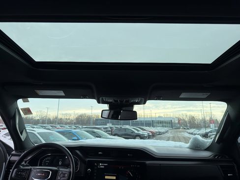 Used 2022 GMC Sierra 1500 AT4 w/ AT4 Preferred Package image 29