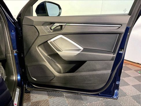 Used 2024 Audi Q3 2.0T Premium Plus w/ Premium Plus Package image 22