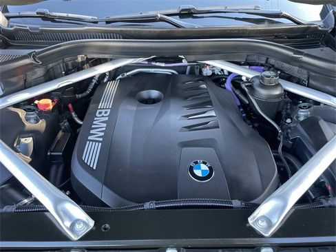 Used 2024 BMW X7 xDrive40i w/ M Sport Package image 37