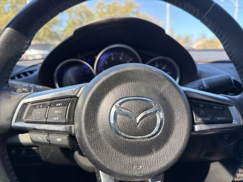 Used 2019 MAZDA MX-5 Miata Sport w/ I-ACTIVSENSE Sport Package image 8