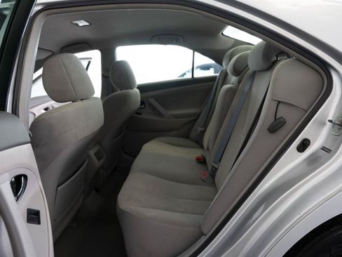 Used 2009 Toyota Camry FWD image 13