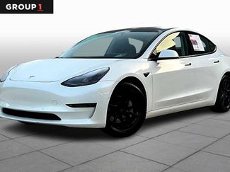 Used 2021 Tesla Model 3 Standard Range Plus video 1