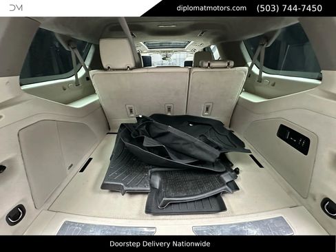 Used 2022 Cadillac Escalade ESV Sport Platinum w/ LPO, ONYX Package image 49