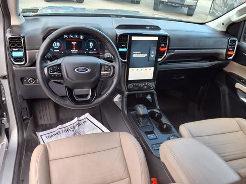 Used 2024 Ford Ranger Lariat w/ Trailer Tow Package image 15