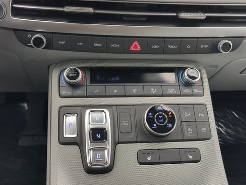 Certified 2025 Hyundai Palisade SEL AWD/4WD image 24