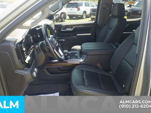 Used 2025 GMC Sierra 1500 Elevation w/ Elevation Premium Package AWD/4WD image 16