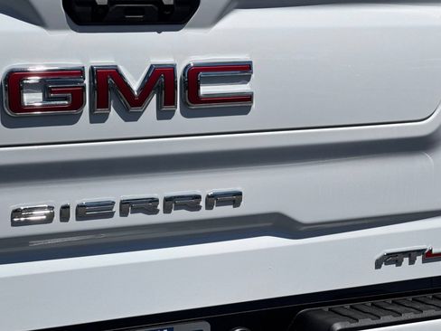 Used 2025 GMC Sierra 1500 AT4 AWD/4WD image 33