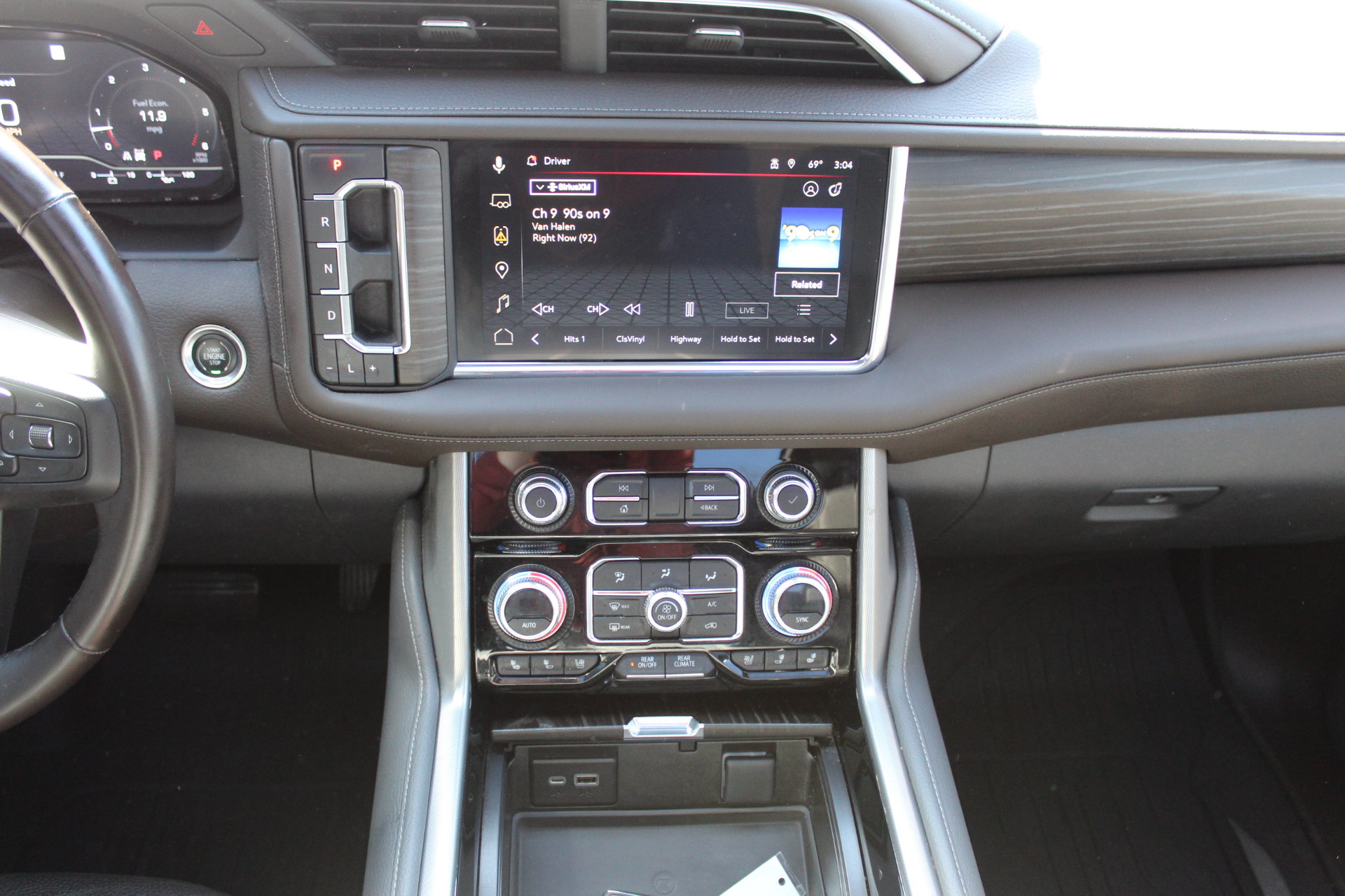 Certified 2023 GMC Yukon XL Denali w/ Max Trailering Package AWD/4WD image 22