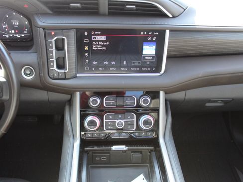 Used 2023 GMC Yukon XL Denali w/ Max Trailering Package image 22