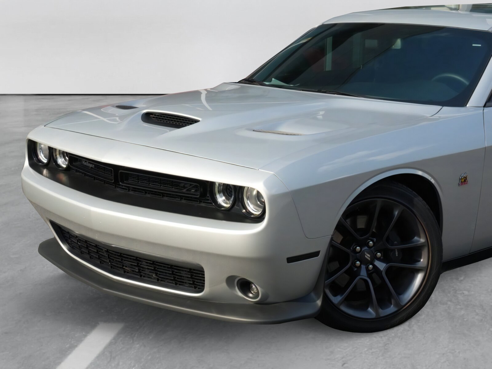 Used 2023 Dodge Challenger R/T Scat Pack RWD image 2