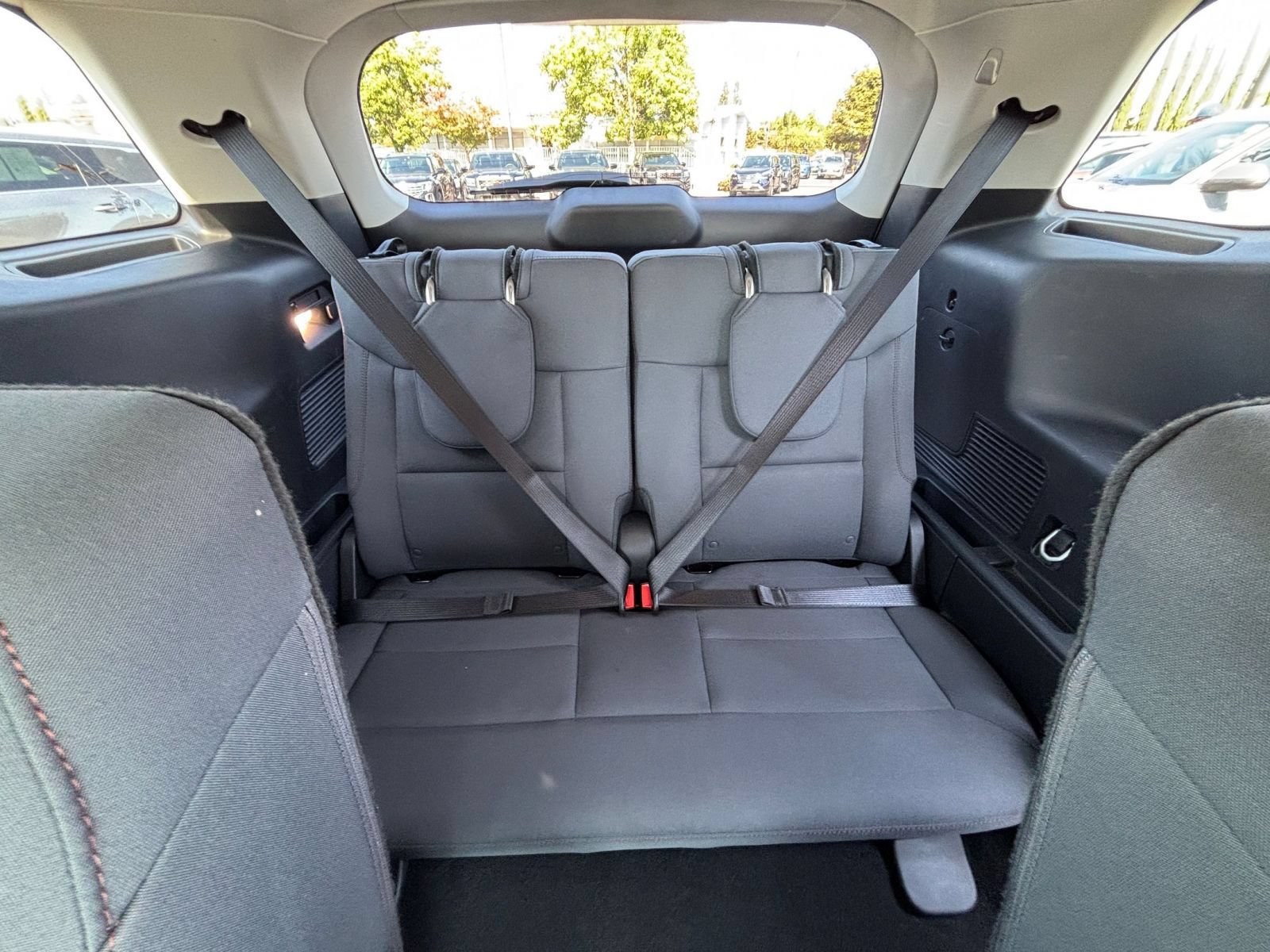 Used 2026 Ford Explorer Active AWD/4WD image 29