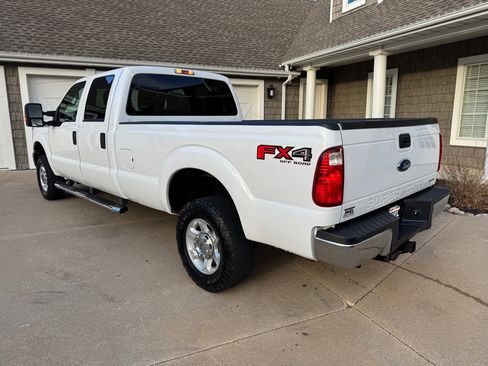 Used 2014 Ford F250 XLT image 4