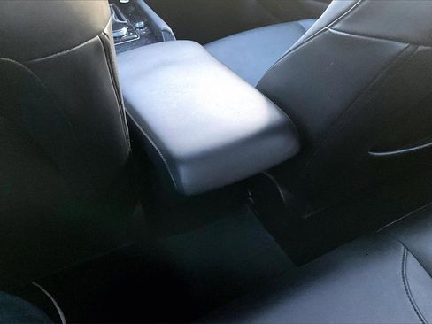 Used 2023 MAZDA MAZDA3 s image 36