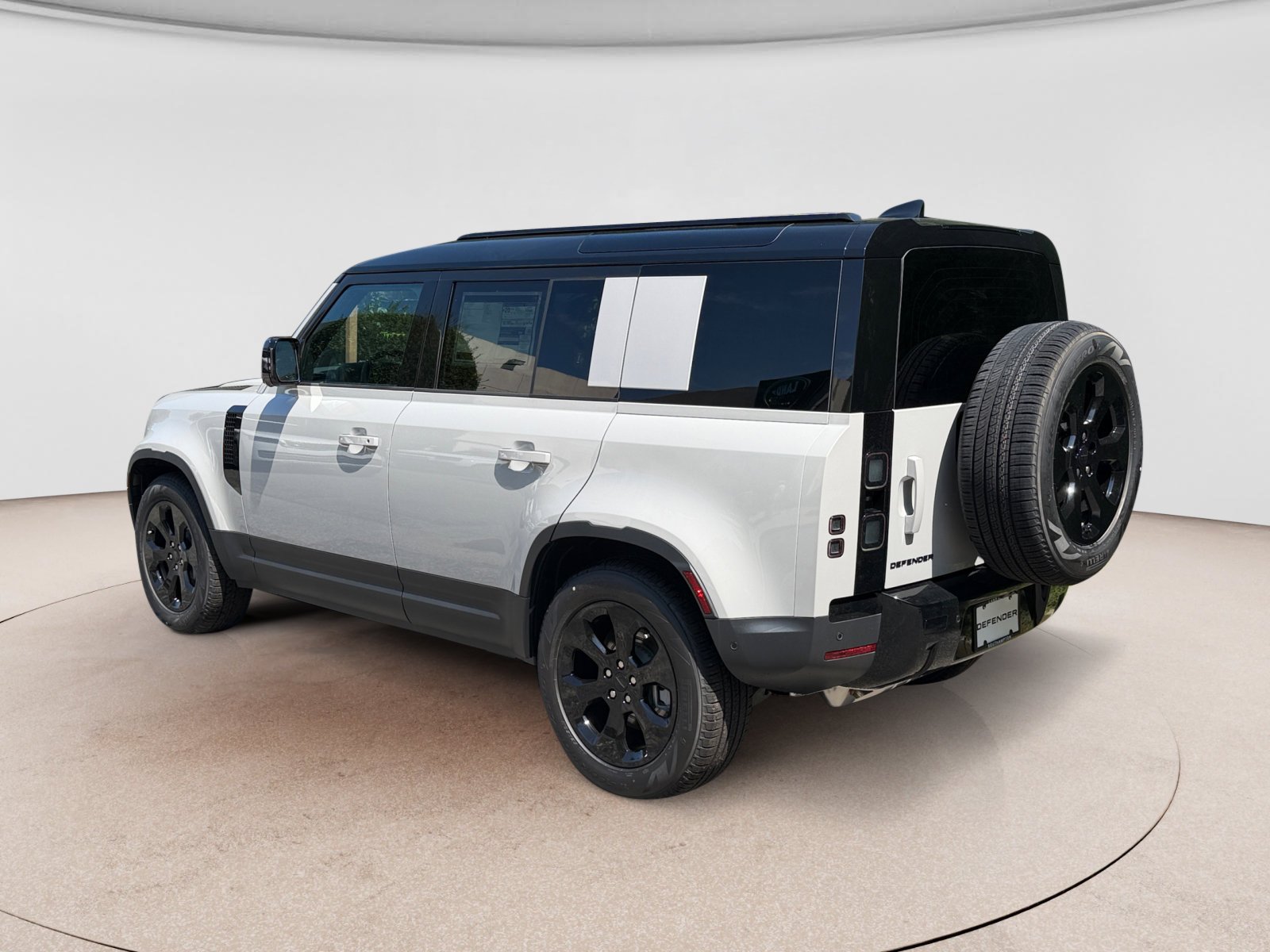 New 2026 Land Rover Defender 110 S AWD/4WD image 3