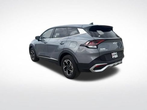 Used 2025 Kia Sportage LX FWD image 9