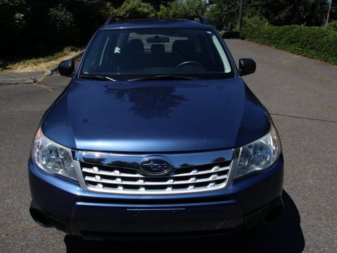 Used 2011 Subaru Forester 2.5X w/ Alloy Wheel Value Pkg AWD/4WD image 9