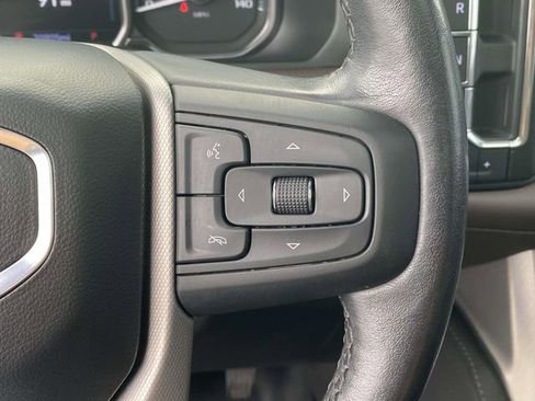 Used 2021 GMC Yukon XL Denali w/ Denali Premium Package image 25