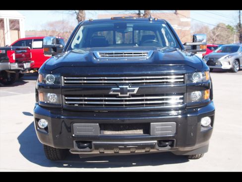 Used 2018 Chevrolet Silverado 3500 LTZ w/ Duramax Plus Package image 9