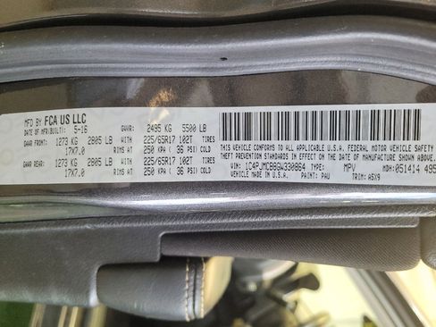 Used 2016 Jeep Cherokee Latitude w/ Cold Weather Group AWD/4WD image 33