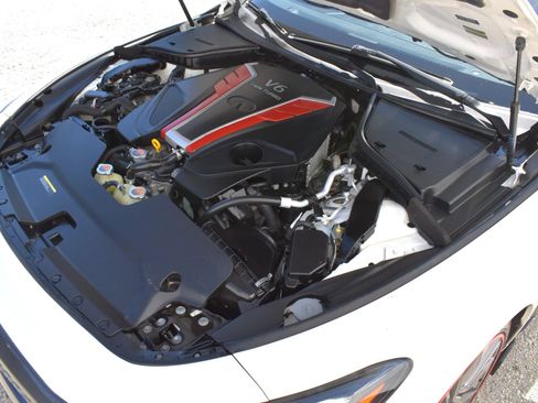 Used 2017 INFINITI Q60 Red Sport 400 RWD image 35