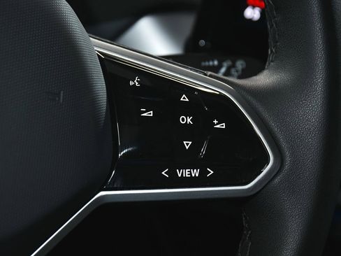 Used 2023 Volkswagen ID.4 Pro S Plus image 34