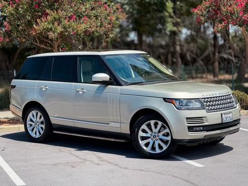 Used 2013 Land Rover Range Rover HSE AWD/4WD image 20