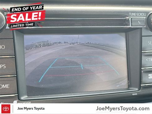 Used 2015 Toyota RAV4 XLE image 16