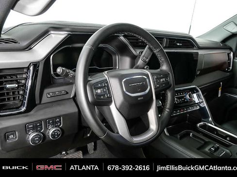 Used 2025 GMC Sierra 2500 Denali w/ Denali Reserve Package AWD/4WD image 4