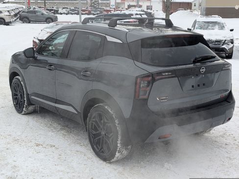 New 2026 Nissan Kicks SR w/ Cold Weather Package image 5