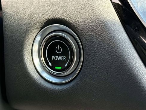 Used 2023 Cadillac Lyriq 2WD image 26