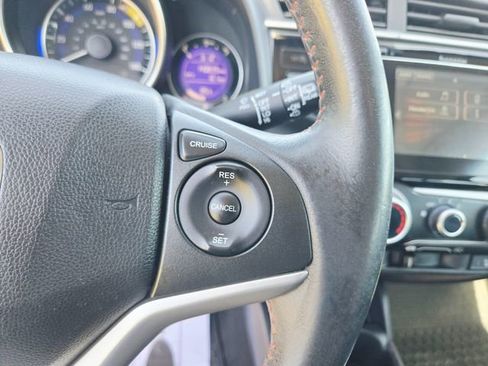 Used 2018 Honda Fit Sport image 21