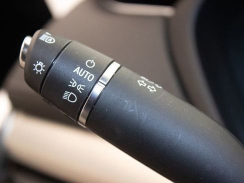 Used 2023 Cadillac XT4 Premium Luxury w/ Enhanced Visibility Package image 28